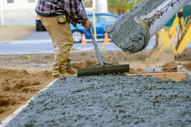 Best Concrete Driveway Installation in Kirkwood, MO
